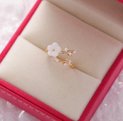 Anillo Dorado Bouquet Ajustable Chapa de Oro  C621