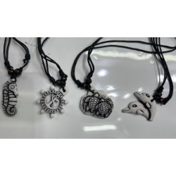 COLLAR DE RESINA