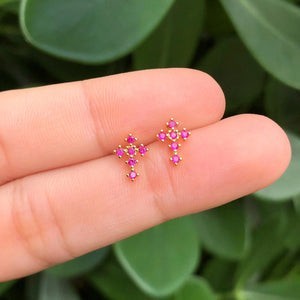 Aretes Cruz Magenta Chapa de Oro AZ318