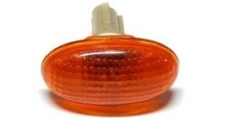 ACCESORIO (96190579) CUARTO SALPICADERA AVEO (2008)-PONTIAC G3 / (AMBAR-CON FOCO)