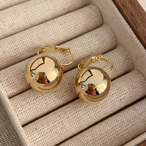 Aretes Esfera Dorada 1U3