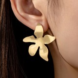 Aretes Flor Dorada Metal C609