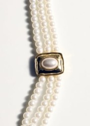 Collar triple perlas