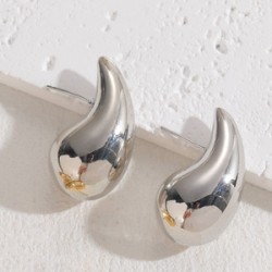 Aretes Gotas Plateadas de Metal 3.1cm 2H1