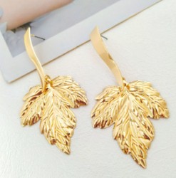 Aretes Hoja Dorada 1Y4