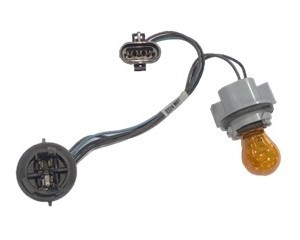 ARNES (SK38311) JGO. DE ARNES CON CONECTOR DE 6 ENTRADAS HEMBRA Y 3 SOQUET SF2. INCLUYE FOCOS
