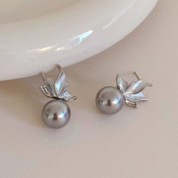 Aretes Perla Gris  2Q4