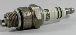BUJIA (241229714) BUJIA W8BC VW SEDAN 69-90 BRASILIA HORMIGA COMBI 1600 RENAULT R12 R5 MIRAGE antes 0241229578