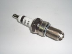BUJIA (242222502) BUJIA SUPER 4 WR91X CHRYSLER SHADOW SPIRITPHANTOM LEBARON