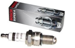 BUJIA (242232504) BUJIA SUPER 4 WR78 VW SEDAN 91-92 COMBI PANEL ENFRIADO POR AGUA 1.8 Lts. 92-94 JETTA GLI GLIA 1.8 Lts 89-93 DA