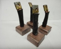 CARBON (9001454592) CARBONJUEGO 4 PZS MARCHA M.BENZ 9000083054 antes 9001083592
