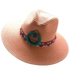 Sombrero Celulosa cinta de chaquira y madera hecho a mano pieza única color rosa