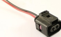 CONECTOR (ARN10143) CONECTOR PARA REGULADOR BOSCH A4 GOLF JETTA POINTER 2 TERMINALES TIPO VAMPIRO SENSOR CIGÜEÑAL ARBOL DE LEVAS