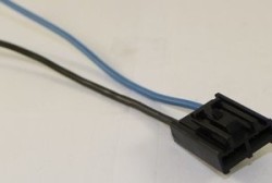 CONECTOR (ARN20151) CONECTOR BOMBA DE GASOLINA FORD NISSAN 2 TERMINALES SISTEMA BOSCH