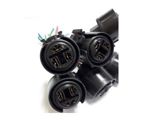 CONECTOR (ARN20186) CONECTOR REGULADOR MITSUBISHI NIPPONDENSO 3 TERMINALES REDONDO