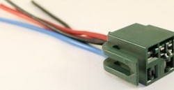 CONECTOR (ARN30165) CONECTOR PARA RELEVADOR DE BOMBA DE GASOLINA VERDE FORD