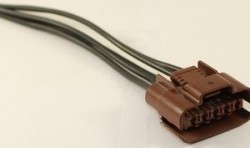 CONECTOR (ARN50195) CONECTOR SENSOR MAF TSURU SENTRA BOMBA DE GASOLINA URVAN 5 TERMIANLES