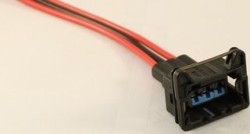 CONECTOR (ARN60154) CONECTOR DE REGULADOR D 3G ENTRADA CUADRADA F785 F786