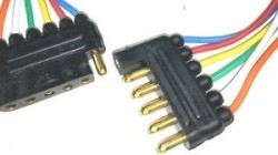 CONECTOR (SY016) CONECTOR UNIVERSAL REMOLQUE DE 6 LINEAS PLANO HULE