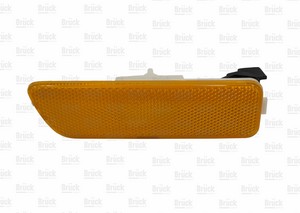CUARTO (1JM945072) CUARTO MOLDURA FACIA A4 1999-2007 – DELANTERA DERECHA AMBAR