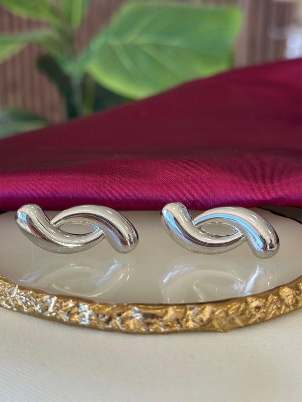 Aretes gotas encontradas 207A