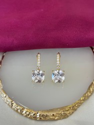 Aretes mitad zirconia con cuadrado 85B