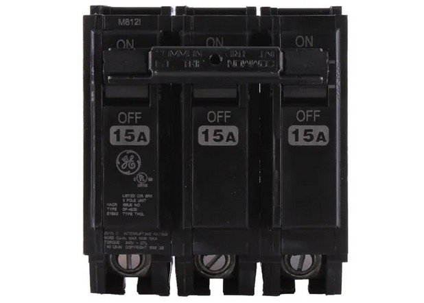 BREAKER THQL 3 X 15A 240V GE