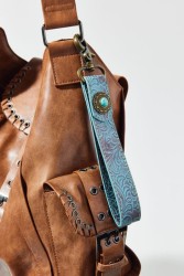 Llavero Western de piel sintética estampada