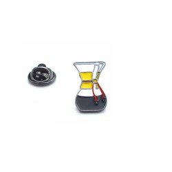 Pin en Forma de Chemex con Detalles Amarillos y Rojos - Accesorio para Amantes del Café