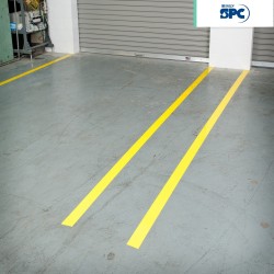 Cinta de seguridad de poliéster sólido para marcar pisos ToughStripe SPC 4?x100?