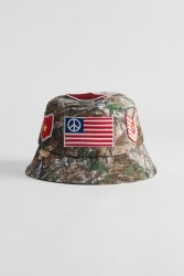 Gorro de cubo con parche de camuflaje