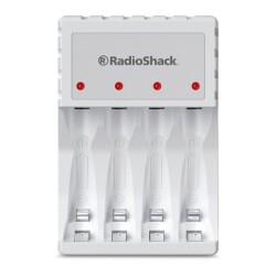 Cargador de Baterías AA y AAA RadioShack más 2 baterías AA Blanco