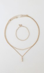 Collar Multicadena Con Dije