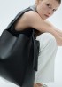 Bolso shopper detalle hebilla