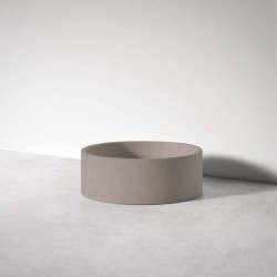 Zen Tina freestanding de hormigón