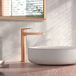 Zen Tina freestanding de hormigón