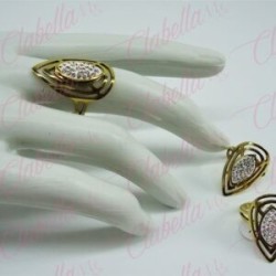 Anillo con brillos talla 17 por pieza