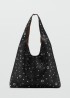Bolso troquelado tachuelas
