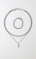 Collar Multicadena Con Dije