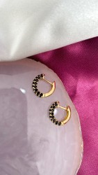 Aretes mitad zirconia negro #135