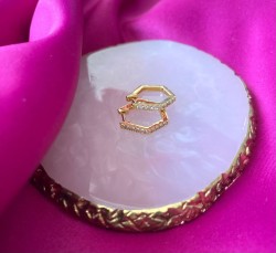 Aretes 67 hexagonal zirconia