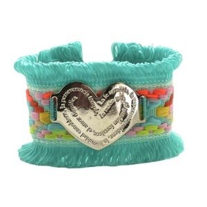 Pulsera placa con decreto color plata resorte (corazón)